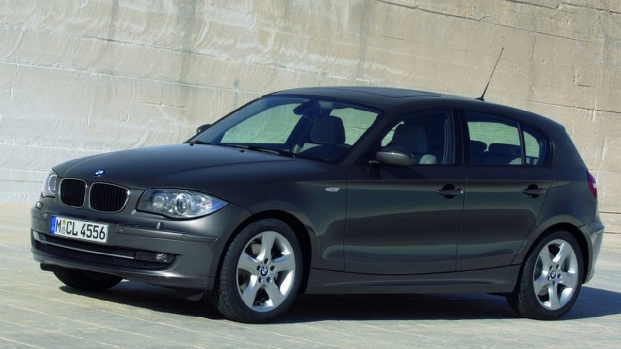 BMW 1er (E87) 116i (115 Hp) teknik özellikler ve yakıt tüketimi BMW 1er (E87) 116i (115 Hp) teknik özellikler ve yakıt tüketimi