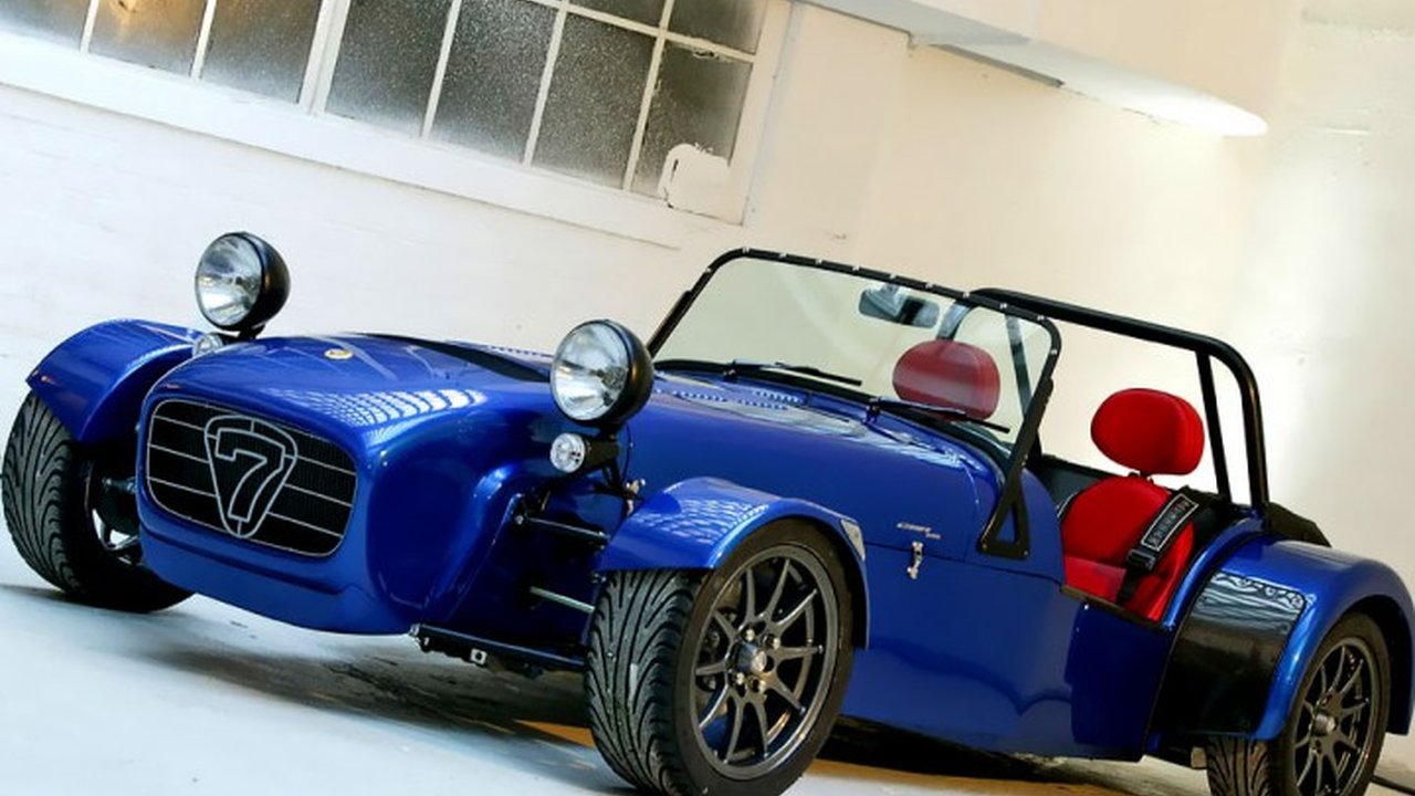 Caterham CSR 200 teknik özellikler ve yakıt tüketimi Caterham CSR 200 teknik özellikler ve yakıt tüketimi